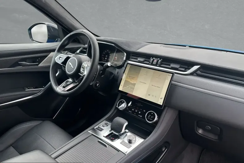 Jaguar F-Pace din 2023 cu 50.000 km - oferta JAG221037 - foto 12