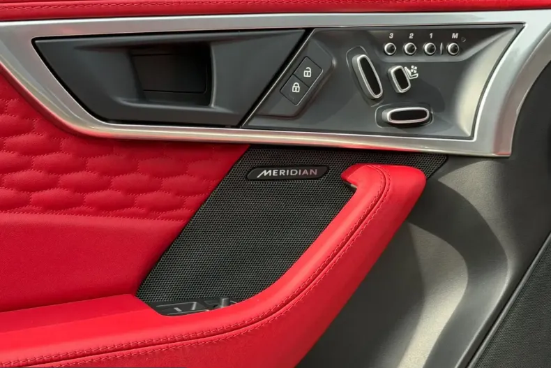 Jaguar F-Type din 2022 cu 40.000 km - oferta JAG221039 - foto 9