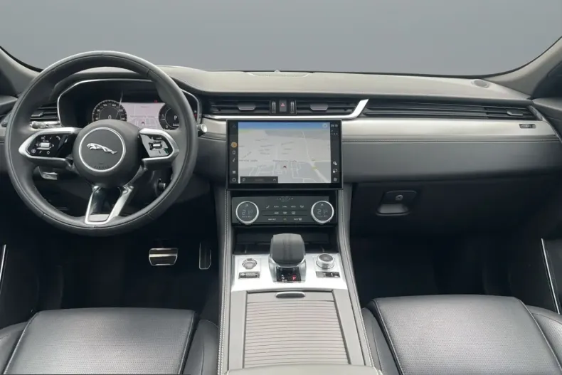 Jaguar F-Pace din 2025 cu 44.300 km - oferta JAG221041 - foto 4