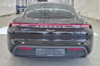 Porsche Taycan din 2023 cu 18.306 km - oferta POR221048 - foto 6