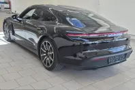 Porsche Taycan din 2023 cu 18.306 km - oferta POR221048 - foto 8