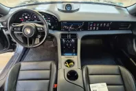 Porsche Taycan din 2023 cu 18.306 km - oferta POR221048 - foto 10