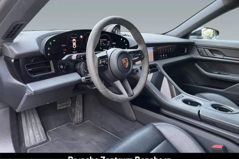 Porsche Taycan din 2022 cu 45.200 km - oferta POR221049 - foto 12