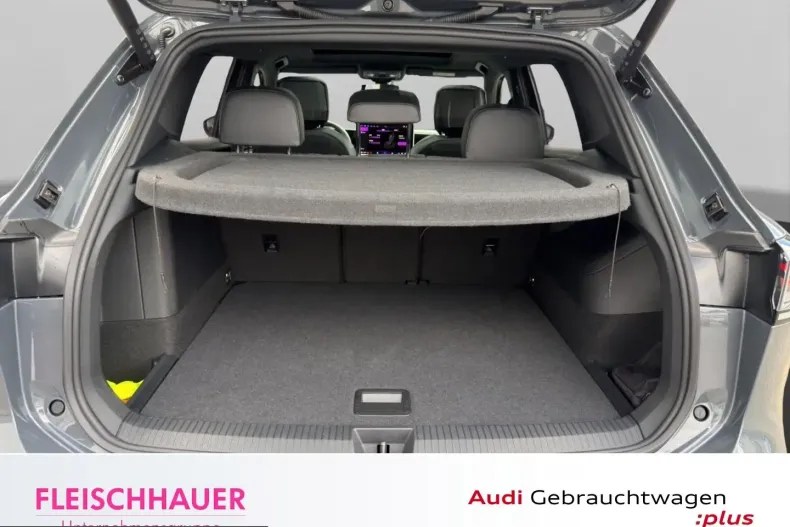 Volkswagen Tiguan din 2025 cu 8.205 km - oferta VOL221053 - foto 6