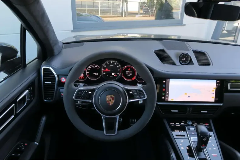Porsche Cayenne din 2022 cu 96.082 km - oferta POR221055 - foto 3
