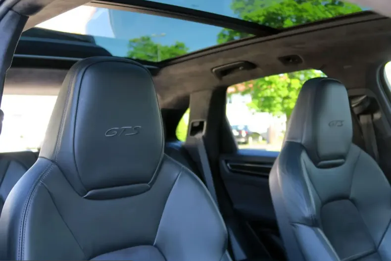 Porsche Cayenne din 2022 cu 96.082 km - oferta POR221055 - foto 5