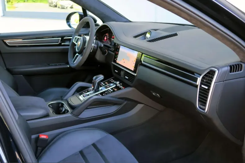 Porsche Cayenne din 2022 cu 96.082 km - oferta POR221055 - foto 17