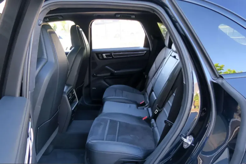 Porsche Cayenne din 2022 cu 96.082 km - oferta POR221055 - foto 18