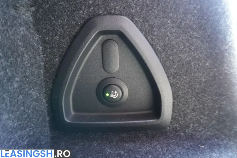 BMW i5 (Seria 5) din 2025 cu 16.000 km - oferta BMW221057 - foto 9
