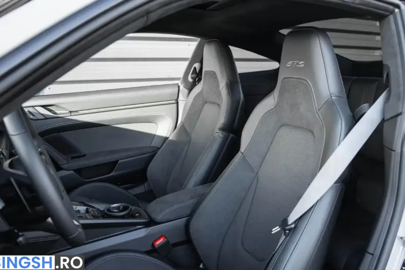 Porsche 911 din 2026 cu 14.900 km - oferta POR221064 - foto 14