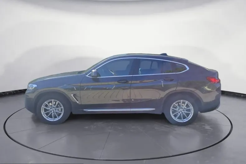 BMW X4 (Seria X) din 2025 cu 14.986 km - oferta BMW221065 - foto 2