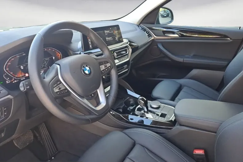 BMW X4 (Seria X) din 2025 cu 14.986 km - oferta BMW221065 - foto 7
