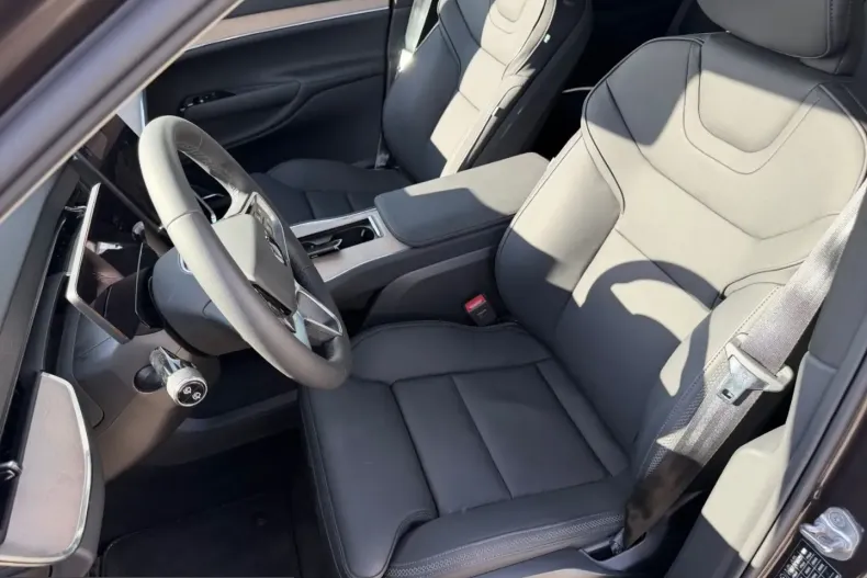 Volvo EX90 din 2025 cu 14.999 km - oferta VOL221066 - foto 10