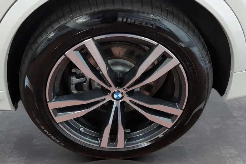 BMW X7 (Seria X) din 2025 cu 15.316 km - oferta BMW221074 - foto 17