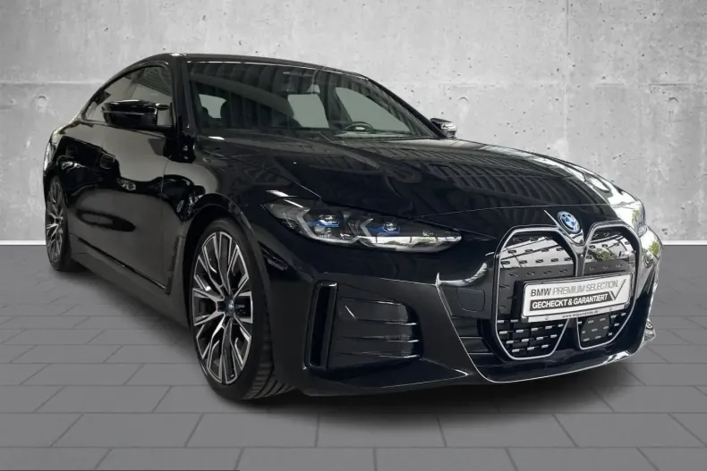 BMW i4 (Seria 4) din 2023 cu 66.003 km - oferta BMW221077 - foto 4