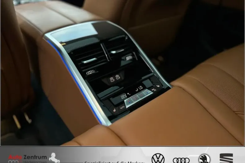 BMW M850 (Seria 8) din 2022 cu 86.018 km - oferta BMW221086 - foto 28