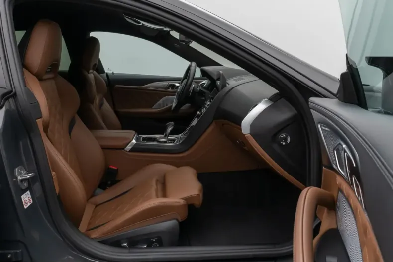 BMW M8 (Seria 8) din 2022 cu 15.351 km - oferta BMW221090 - foto 23