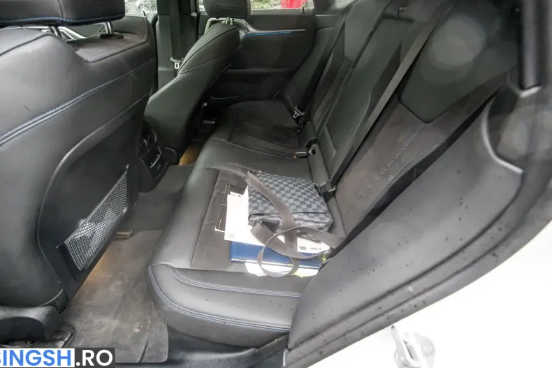 BMW i4 (Seria 4) din 2023 cu 34.000 km - oferta BMW221093 - foto 24