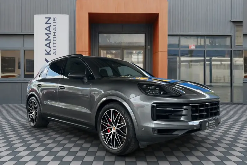 Porsche Cayenne din 2024 cu 64.500 km - oferta POR221097 - foto 3