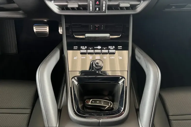 Porsche Cayenne din 2024 cu 64.500 km - oferta POR221097 - foto 8