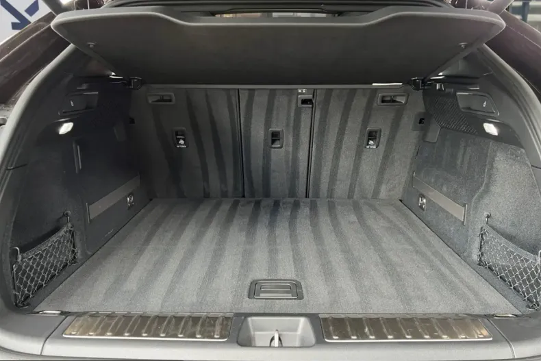 Porsche Macan din 2024 cu 4.900 km - oferta POR221100 - foto 21