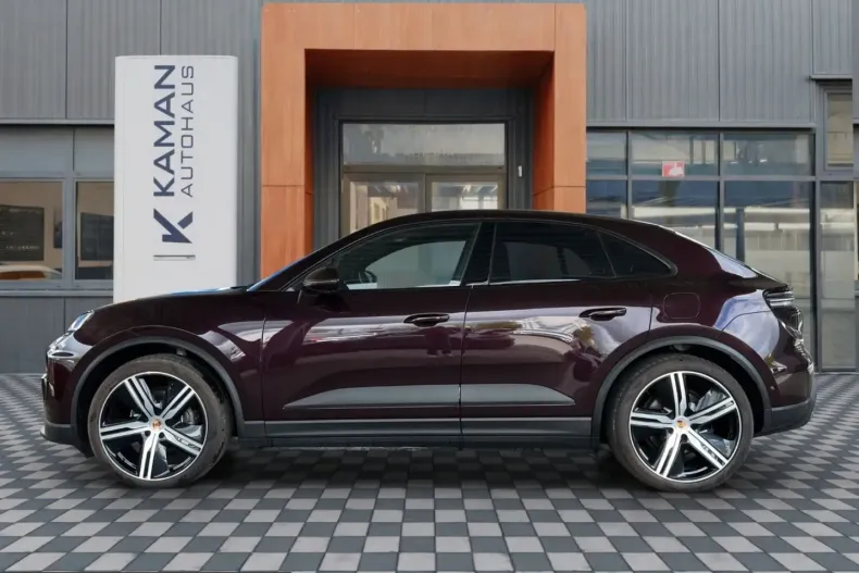 Porsche Macan din 2024 cu 4.900 km - oferta POR221100 - foto 22