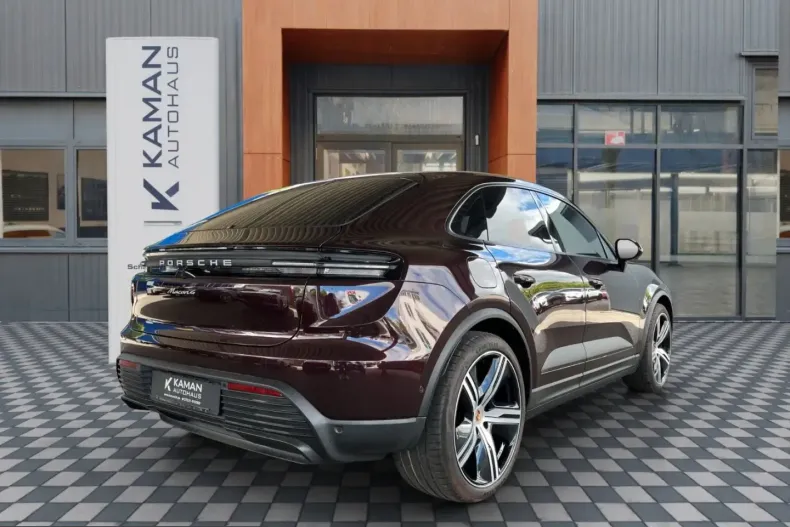 Porsche Macan din 2024 cu 4.900 km - oferta POR221100 - foto 25