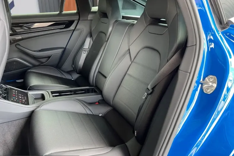 Porsche Panamera din 2024 cu 2.600 km - oferta POR221101 - foto 19