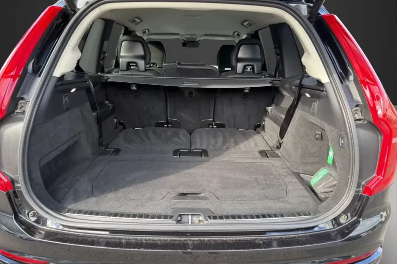 Volvo XC90 din 2023 cu 71.500 km - oferta VOL221103 - foto 9