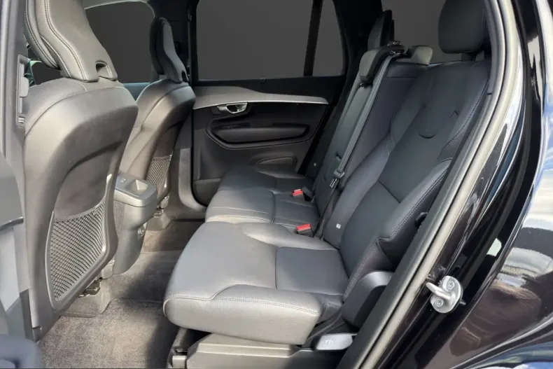 Volvo XC90 din 2023 cu 71.500 km - oferta VOL221103 - foto 11