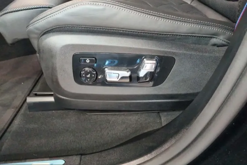 BMW X5 (Seria X) din 2025 cu 18.300 km - oferta BMW221104 - foto 17