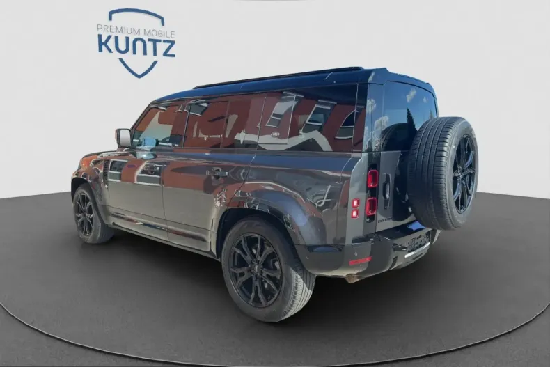Land Rover Defender din 2023 cu 71.990 km - oferta LAN221108 - foto 3