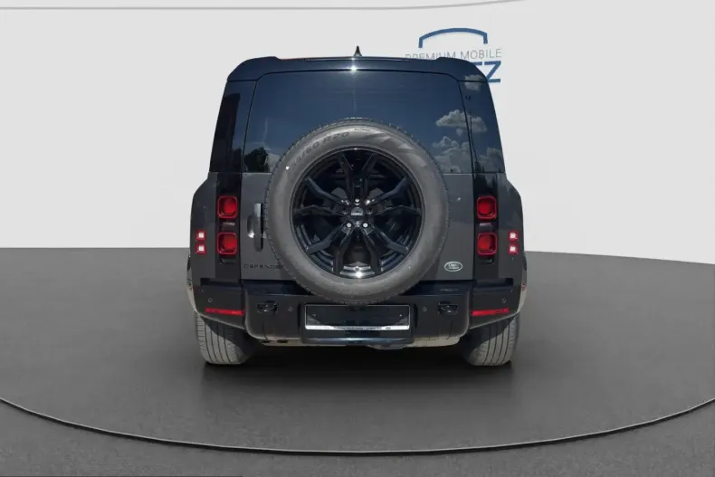 Land Rover Defender din 2023 cu 71.990 km - oferta LAN221108 - foto 4