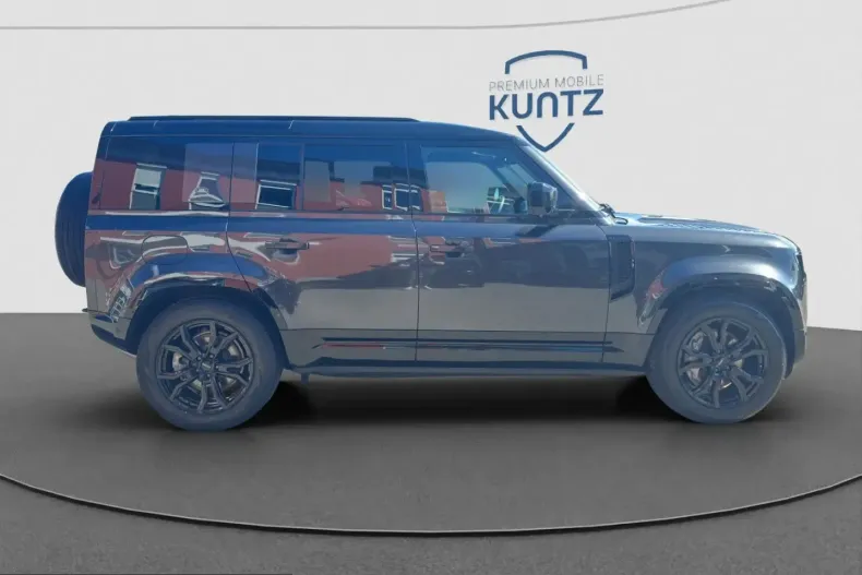 Land Rover Defender din 2023 cu 71.990 km - oferta LAN221108 - foto 6