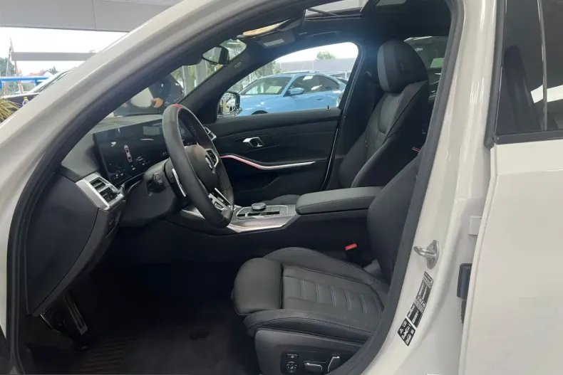 BMW M340d (Seria 3) din 2025 cu 3.700 km - oferta BMW221113 - foto 12