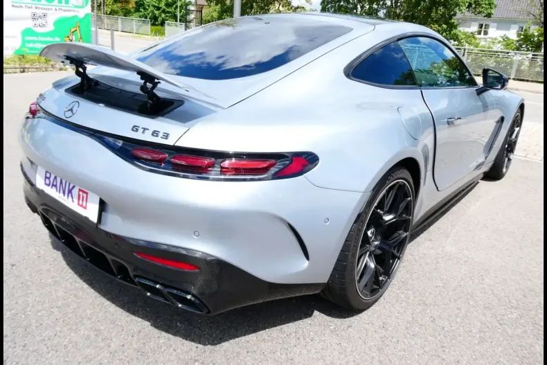 Mercedes-Benz AMG GT (Clasa GT) din 2024 cu 19.663 km - oferta MER221115 - foto 5