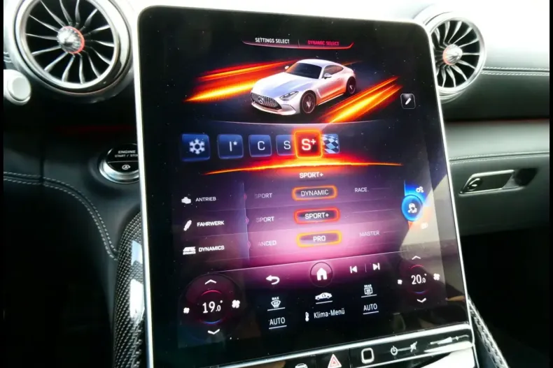 Mercedes-Benz AMG GT (Clasa GT) din 2024 cu 19.663 km - oferta MER221115 - foto 19