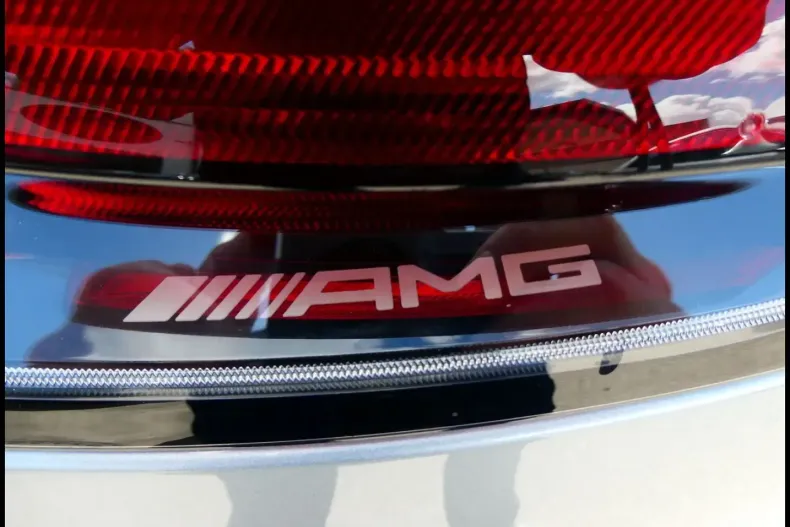 Mercedes-Benz AMG GT (Clasa GT) din 2024 cu 19.663 km - oferta MER221115 - foto 40