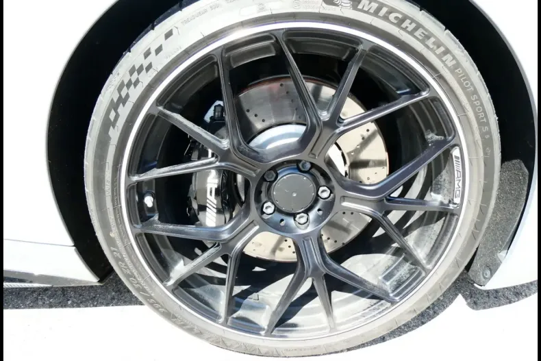 Mercedes-Benz AMG GT (Clasa GT) din 2024 cu 19.663 km - oferta MER221115 - foto 46