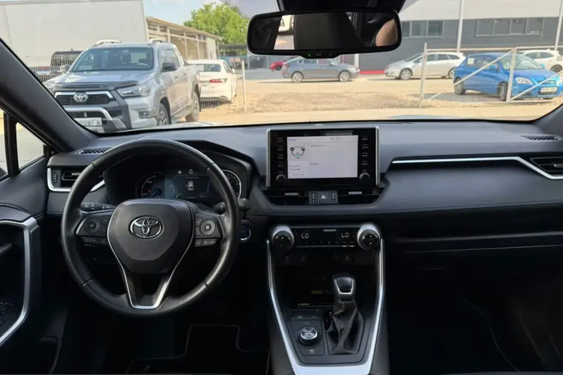 Toyota RAV4 din 2022 cu 65.790 km - oferta TOY221118 - foto 17