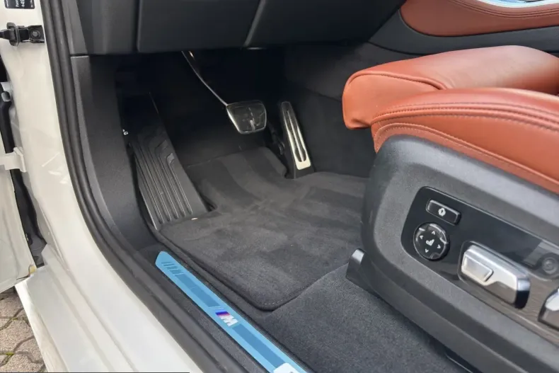 BMW X5 (Seria X) din 2025 cu 14.879 km - oferta BMW221119 - foto 19