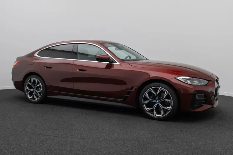 BMW i4 (Seria 4) din 2023 cu 85.123 km - oferta BMW221120 - foto 3