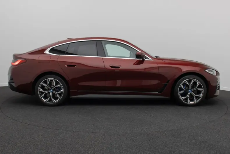 BMW i4 (Seria 4) din 2023 cu 85.123 km - oferta BMW221120 - foto 4