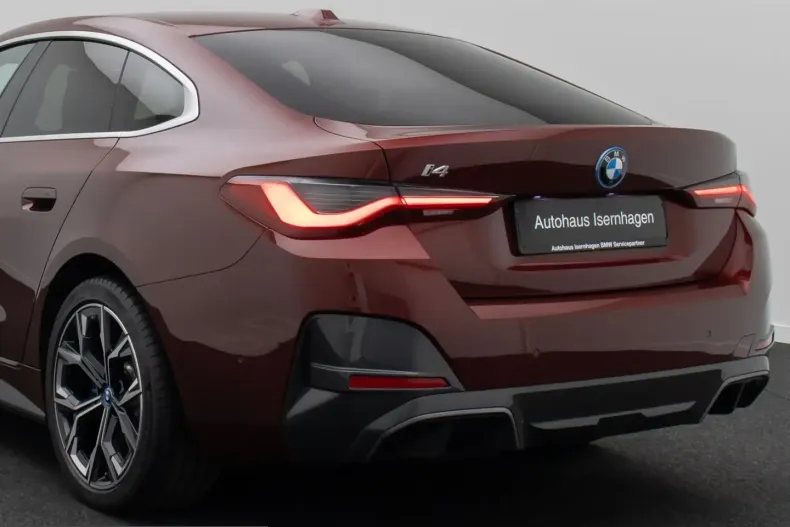 BMW i4 (Seria 4) din 2023 cu 85.123 km - oferta BMW221120 - foto 18