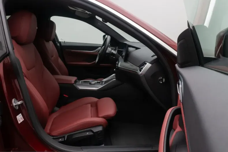 BMW i4 (Seria 4) din 2023 cu 85.123 km - oferta BMW221120 - foto 24