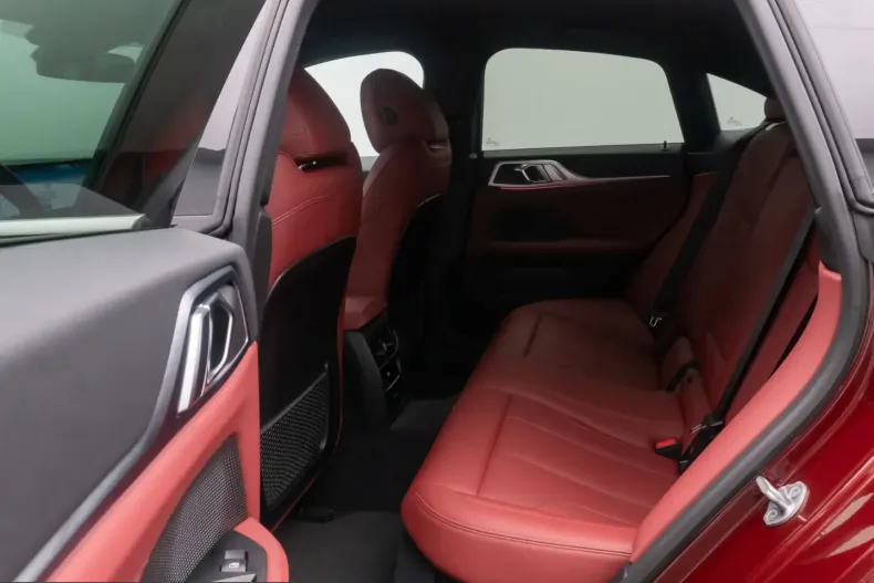 BMW i4 (Seria 4) din 2023 cu 85.123 km - oferta BMW221120 - foto 25