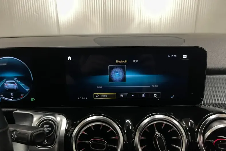 Mercedes-Benz GLB 180 (Clasa GLB) din 2022 cu 104.822 km - oferta MER221123 - foto 18