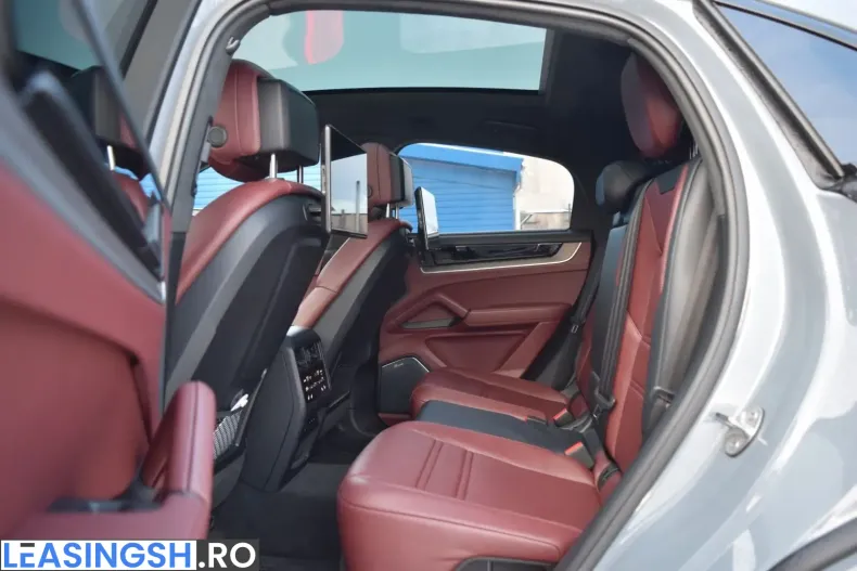 Porsche Cayenne din 2023 cu 56.550 km - oferta POR221128 - foto 8