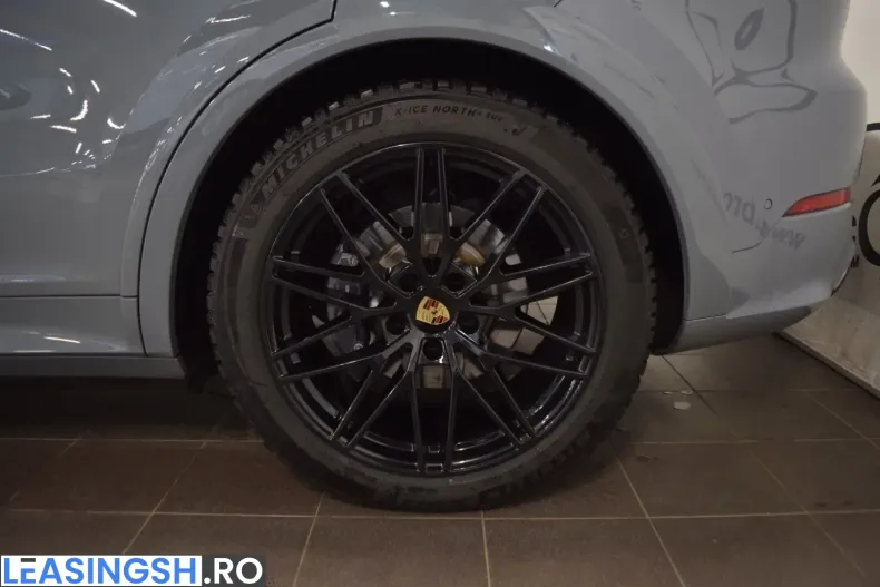 Porsche Cayenne din 2023 cu 56.550 km - oferta POR221128 - foto 35