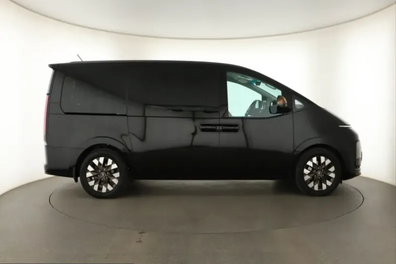 Hyundai Staria din 2023 cu 34.282 km - oferta HYU221129 - foto 6